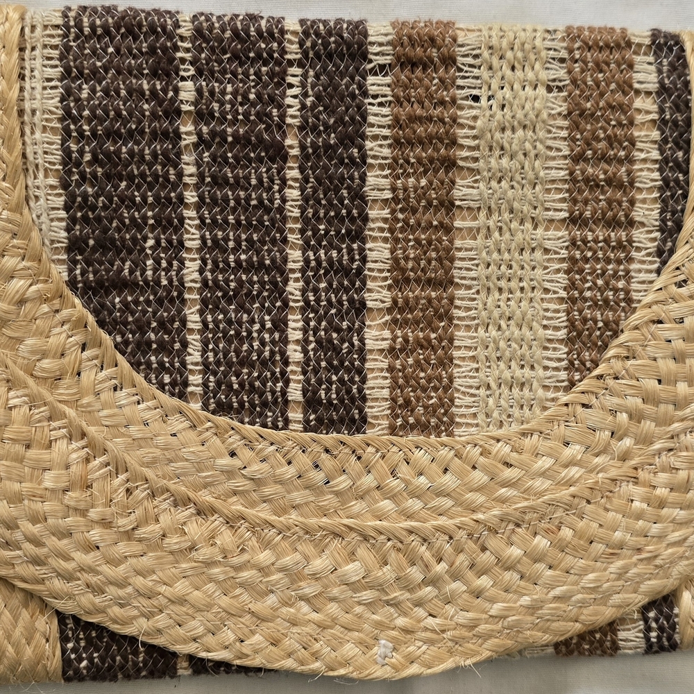 Woven Straw Foldover Clutch - Tan & Brown